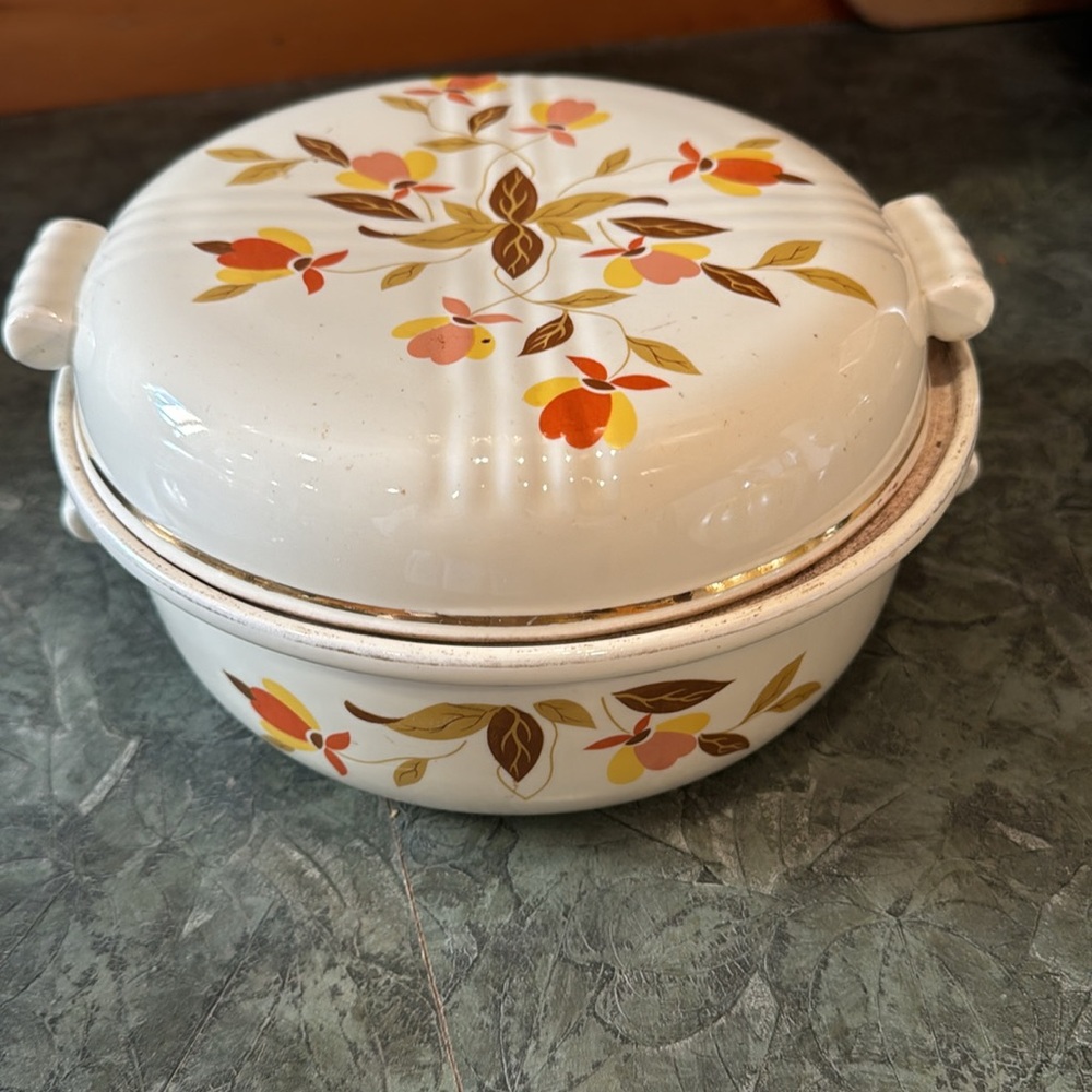 HALL Vintage 2-Quart Casserole Dish With Lid Tea Autumn Leaf - Picture 5 of 9